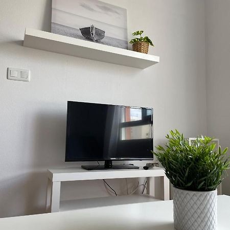 Apartamento Y Piso Frente Al Mar Con Vistas En Гарруча Екстер'єр фото