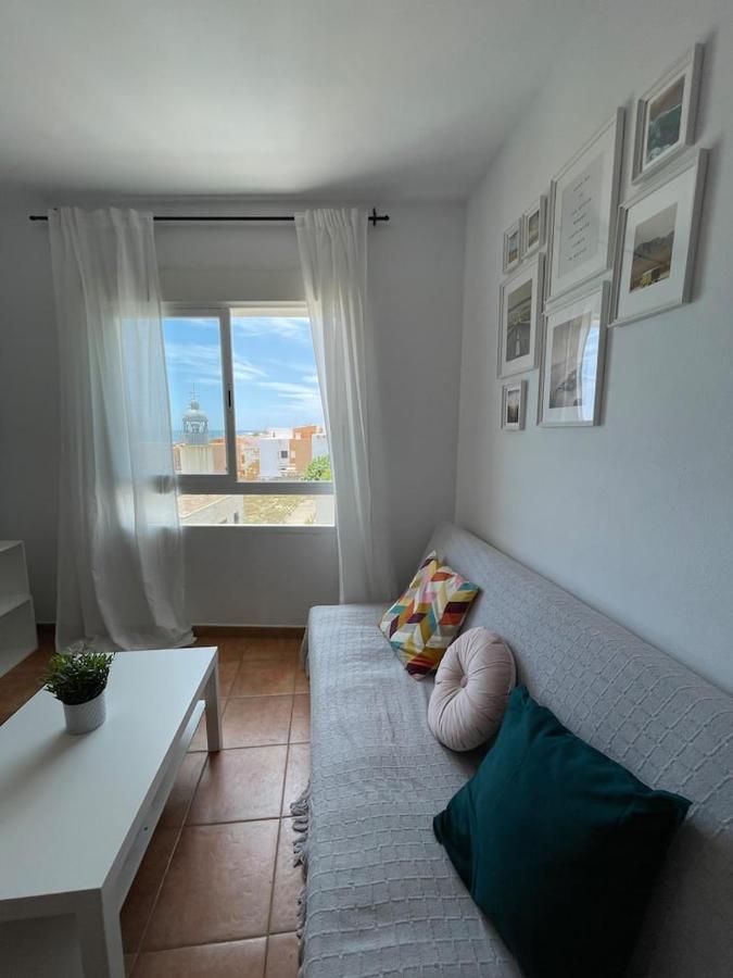 Apartamento Y Piso Frente Al Mar Con Vistas En Гарруча Екстер'єр фото